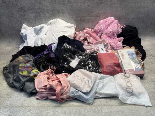 Group of Women's clothing size XXL+