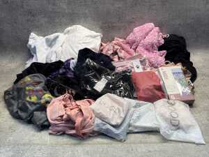 Group of Women's clothing size XXL+