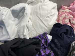 Group of Women's clothing size XXL+ - 2