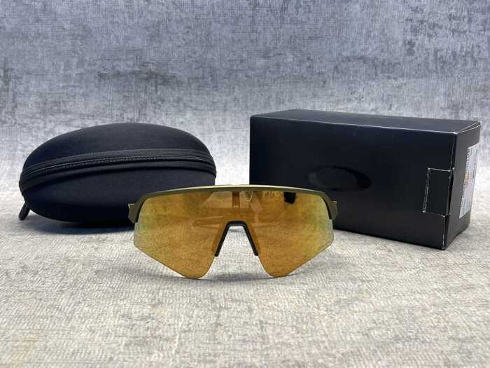 Oakley Sutro Lite Sweep sunglasses