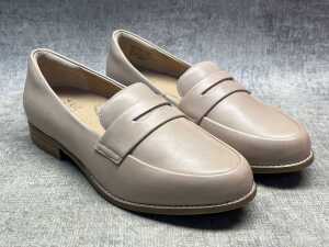 Ziera Towson XF size US 5 Women's - 3