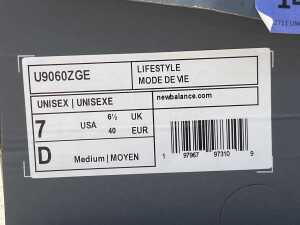 New Balance 9060 size US 7 - 5