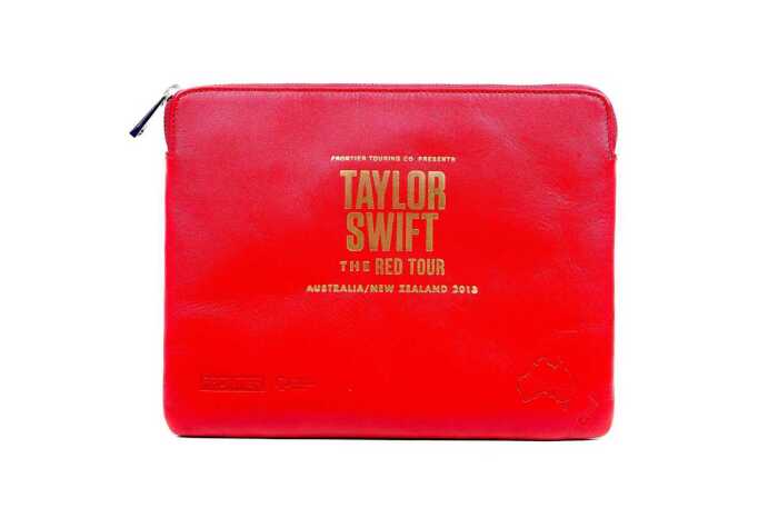 Taylor Swift The Red Tour Australia New Zealand 2013 official red leather zip-up pouch