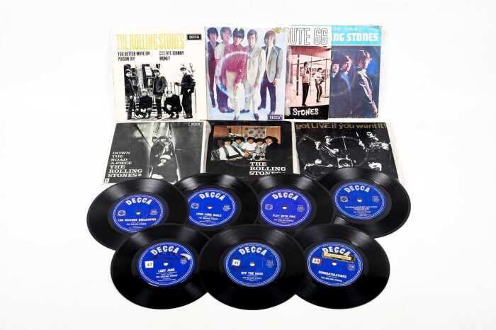A collection of 1960s Rolling Stones 7" singles and EPs, fourteen in total