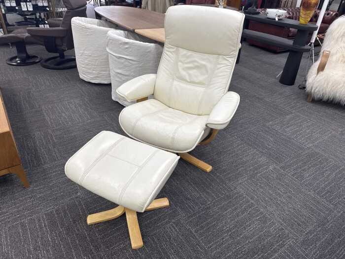 IMG leather recliner with matching ottoman