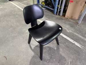 Mid-century style black accent chair - 2
