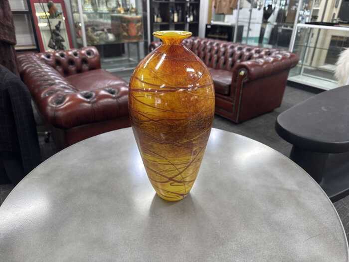 Richard Morrell, Australian art glass hand-blown vase