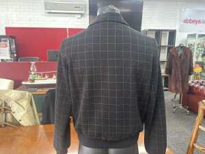 Designer-style cropped charcoal check jacket - 3