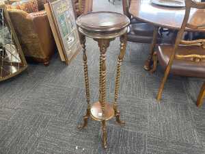 Timber pedestal stand - 2