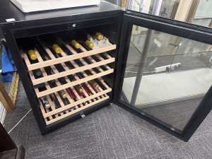 Vintec wine fridge with keys and manuals RRP $1,500 (excluding the alcohol inside) - 2