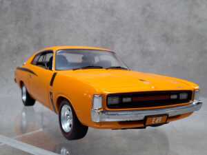 Classic Carlectables 1972 Vitamin C e49 charger model car