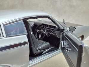 Classic Carlectables 1972 silver Charger Mercury - 5