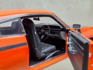 Classic Carlectables Chrysler E38 Charger Big Tank in Hemi Orange model car - 4