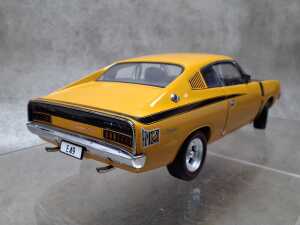 Classic Carlectables 1972 E49 R/T Charger in Hot Mustard - 4
