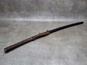 Decorative Japanese katana with sheath (requires a weapons-edge license)