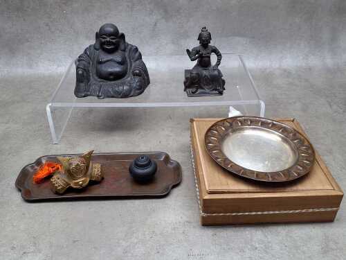 Vintage Japanese metal items