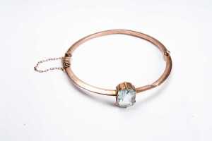 An antique aquamarine bangle in 9 carat rose gold - 3