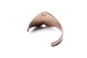 Two broken signet rings in 9 carat gold. - 5