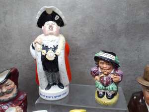 Collection of Toby and character jugs - 5