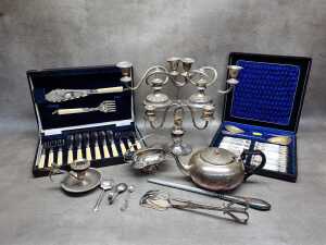 Assorted silver plate, including boxed