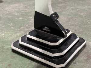 Art Deco painted timber butler with tray floor figure - 3