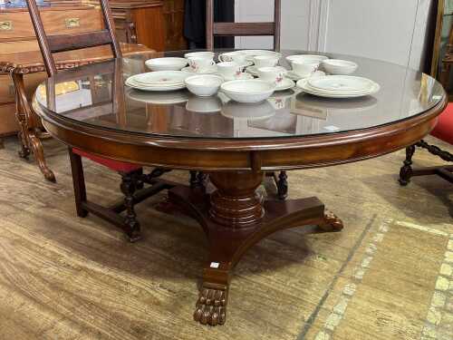 William IV style mahogany circular table