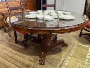 William IV style mahogany circular table