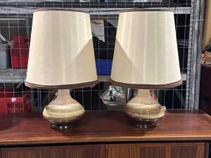 Pair of brown lamps