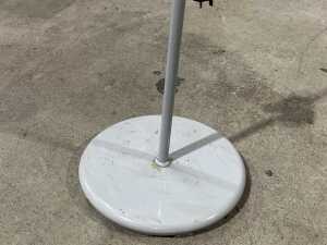 Twin head standard floor lamp - 3