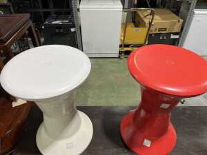 Two retro Caroma plastic stools - 2