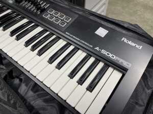 Roland A-500 MIDI keyboard controller - 2