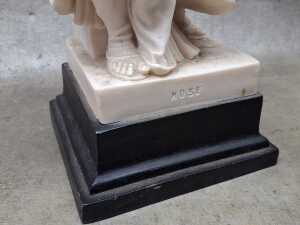 After Michelangelo, Moses. Reproduction resin statue. - 4