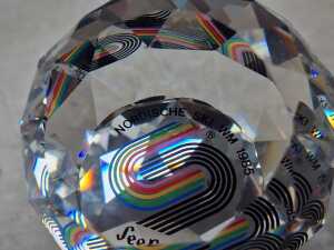 1985 Nordische Ski WM in Seefeld crystal paperweight - 3