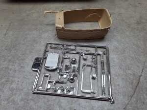 Monogram 1930 Ford Phaeton model kit. - 3