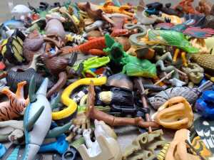 Collection of Yowie miniature figures - 5