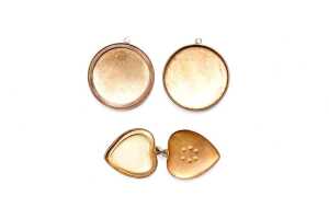 A collection of 9 carat gold lined and filled jewellery - 5