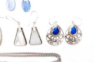 A collection of jewellery in sterling silver - 4