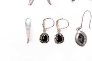 A collection of jewellery in sterling silver - 4