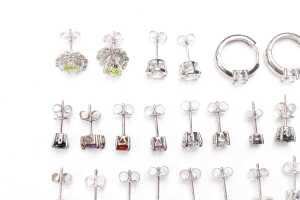 Sixteen pairs of earrings in sterling silver - 2