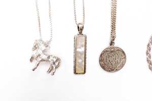 A collection of jewellery in sterling silver - 4