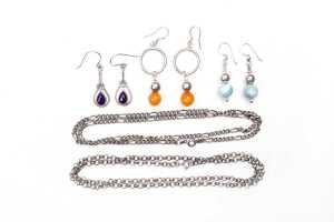 A collection of jewellery in sterling silver