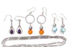 A collection of jewellery in sterling silver - 3