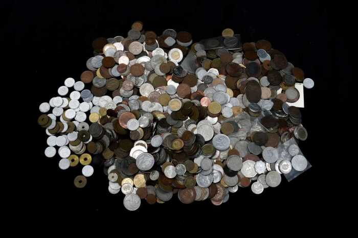 6kg of assorted world coins