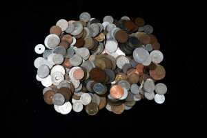 6kg of assorted world coins - 2