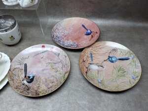 Assorted porcelain, including Royal Doulton 'First Performance' figure - 6