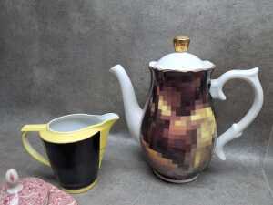 Assorted antique and contemporary ceramics and porcelain - 3