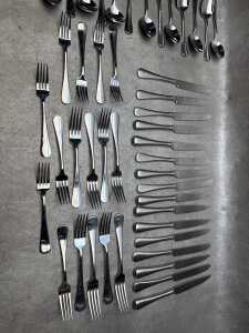 Table Kraft cutlery setting for eight - 3
