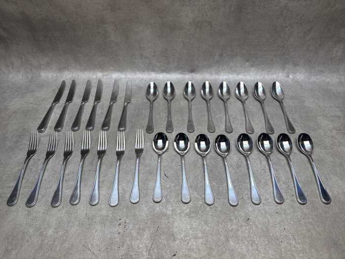 Royal Doulton Elegance part cutlery set