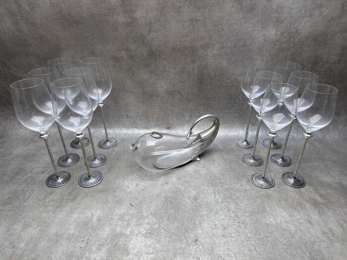 Royal Sleangor pewter 'Vinifera Whale Decanter' and 12 wine glasses