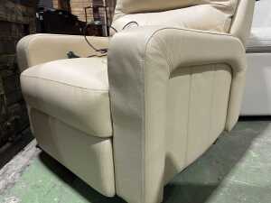 Garstone electric recliner - 3